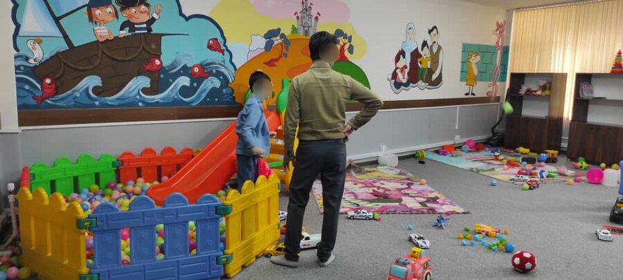 رشت/ارائه خدمات در مرکز کودک _والد "مهر خانواده "بهزیستی رشت