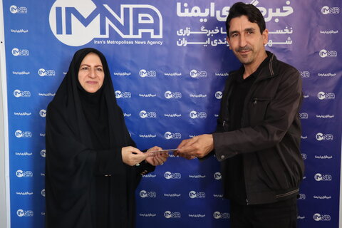 گزارش تصویری| تجلیل از خبرنگاران و فعالین مجازی خبرگزاری ایمنا