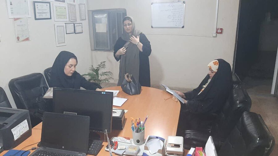 شهریار | بازدید شامگاهی رئیس بهزیستی از مراکز ترک اعتیاد؛ تاکید بر اهمیت بازگشت معتادین به جامعه 