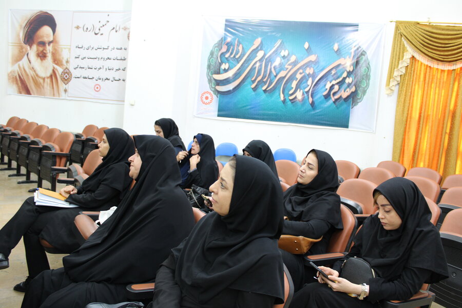 نشست آموزشی توانمندسازی ویژه ائمه جماعات و رابطین فرهنگی