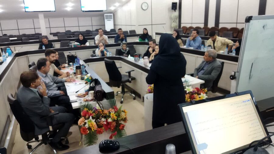 برگزاری کارگاه آموزشی "مانا" ویژه تسهیل‌گران اجتماعی در سنندج