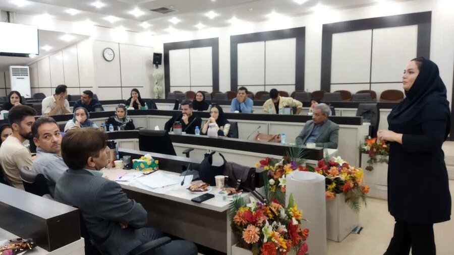 برگزاری کارگاه آموزشی "مانا" ویژه تسهیل‌گران اجتماعی در سنندج