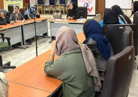 شهرتهران | آموزش شمع‌سازی به جامعه هدف مرکز شهید نواب صفوی 