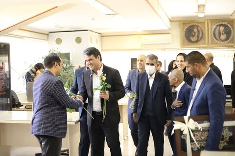 بازدید مدیرکل بهزیستی خراسان رضوی از روزنامه خراسان به مناسبت روز خبرنگار