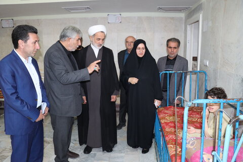 گزارش تصویری| بازدید رئیس کل دادگستری استان به همراه مدیرکل بهزیستی استان اردبیل از مرکز نگهداری و توانبخشی معلولین ذهنی حضرت ابوالفضل (ع) اردبیل ( بخش روان)