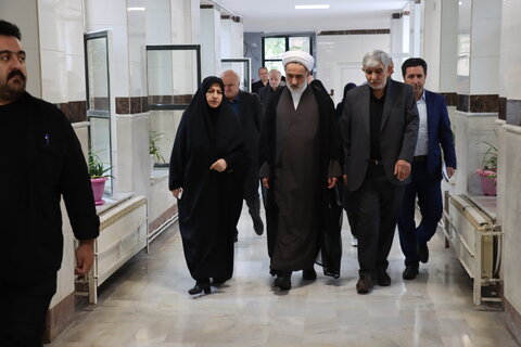 گزارش تصویری| بازدید رئیس کل دادگستری استان به همراه مدیرکل بهزیستی استان اردبیل از مرکز نگهداری و توانبخشی معلولین ذهنی حضرت ابوالفضل (ع) اردبیل ( بخش روان)
