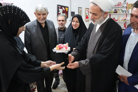 گزارش تصویری| بازدید رئیس کل دادگستری استان به همراه مدیرکل بهزیستی استان اردبیل از مرکز نگهداری و توانبخشی معلولین ذهنی حضرت ابوالفضل (ع) اردبیل ( بخش روان)