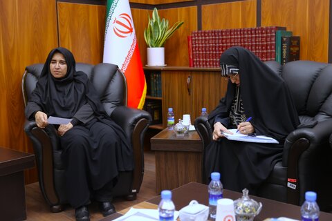 دیدار خانم زمانی کیا سری نماینده ساری با رئیس سازمان بهزیستی کشور