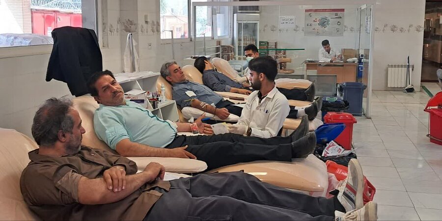 اهدای خون جمعی از کارکنان بهزیستی قم