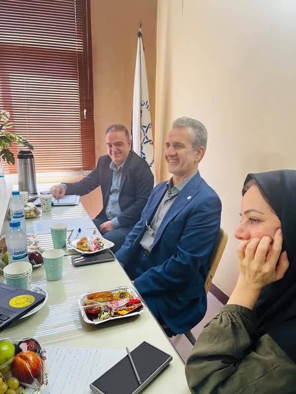 جلسه با جمعیت همیاران سلامت روان