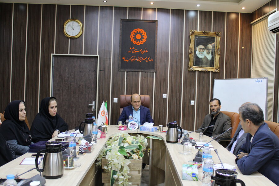 نشست صمیمانه مدیرکل بهزیستی گیلان با نمایندگان تشکل‌های مردمی و سازمان‌های مردم‌نهاد