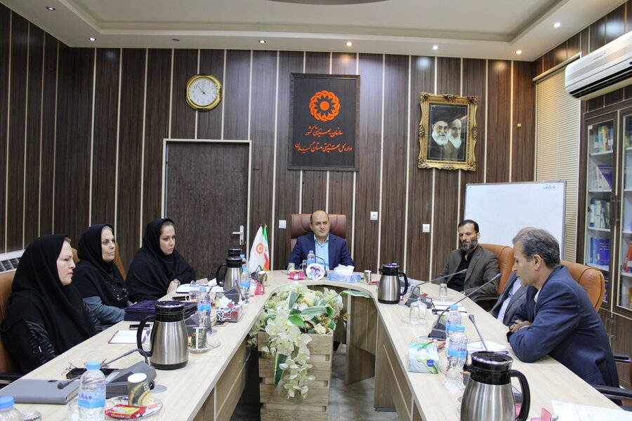 نشست صمیمانه مدیرکل بهزیستی گیلان با نمایندگان تشکل‌های مردمی و سازمان‌های مردم‌نهاد