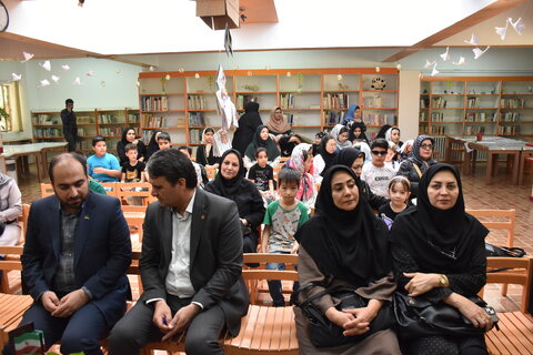 نمایشگاه کتاب حسی و لمسی