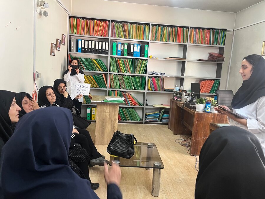 شهرتهران| آموزش پیشگیری از بیماری‌های خاص در مرکز شهدای انقلاب