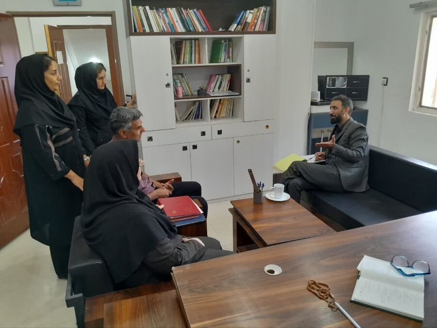 بازدید تیم بازرسی و ارزیابی عملکرد بهزیستی استان کرمان از مراکز تحت نظارت  در شهرستان زرند