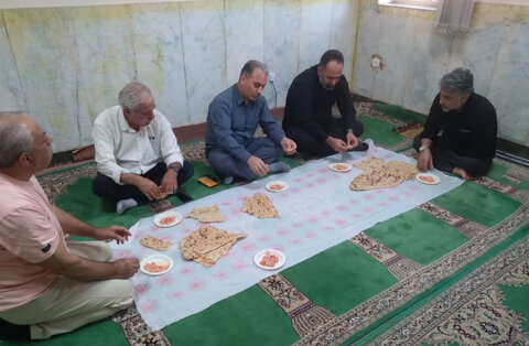 اشتهارد | برپايى ضيافت پرفيض قرائت زيارت اربعين در بهزیستی شهرستان اشتهارد