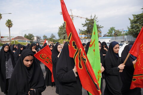 آیین پیاده روی جاماندگان اربعین حسینی و مراسم زیات اربعین در بهزیستی گیلان