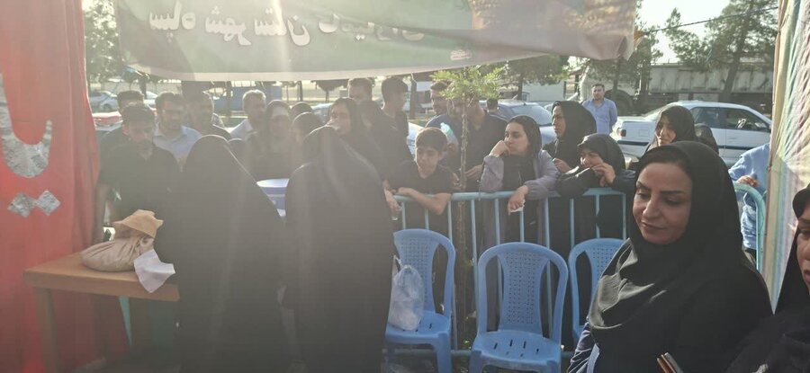 حضور گروه همیار زنان در موکب کامیاران برای خدمت به زائران اربعین