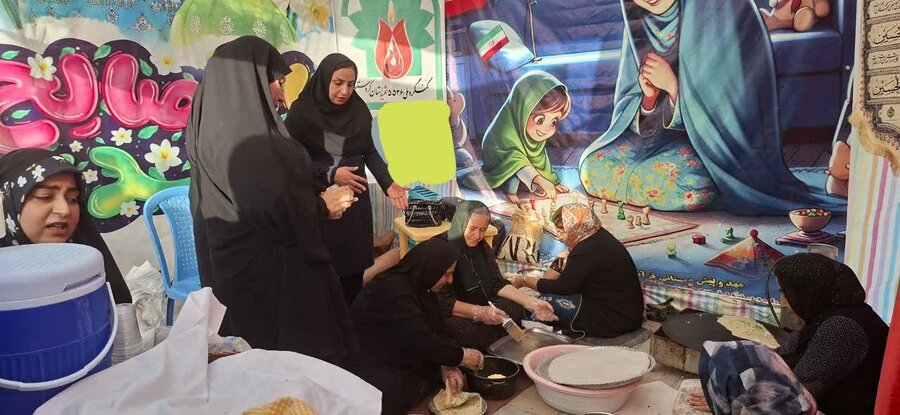 حضور گروه همیار زنان در موکب کامیاران برای خدمت به زائران اربعین
