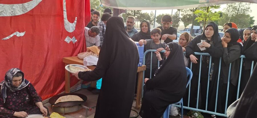 حضور گروه همیار زنان در موکب کامیاران برای خدمت به زائران اربعین