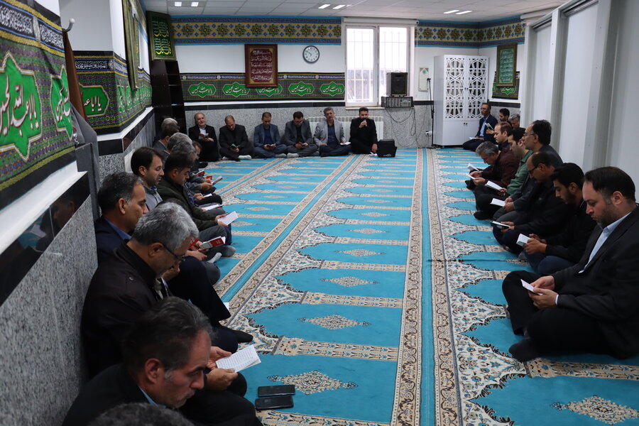 برگزاری مراسم پرفیض قرائت زیارت عاشورا در بهزیستی استان اردبیل