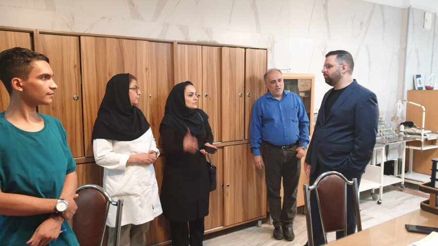 بازدید مدیرکل بهزیستی استان تهران از مرکز سالمندان کلیمیان؛ تأکید بر ارتقاء کیفیت خدمات توانبخشی و حفظ کرامت سالمندان اقلیت‌های دینی