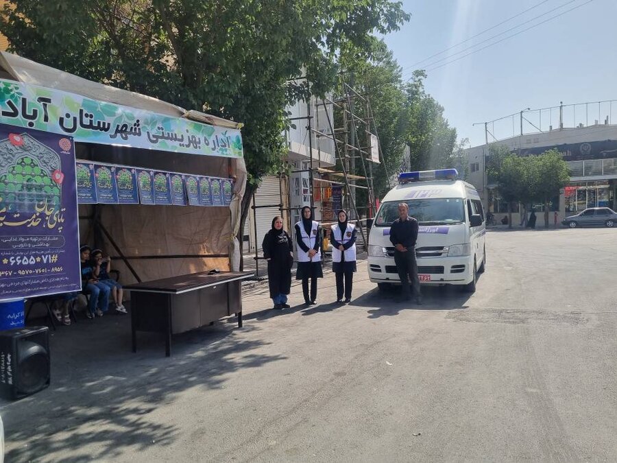 آباده|حضور تیم اورژانس اجتماعی در برپایی موکب اربعین حسینی