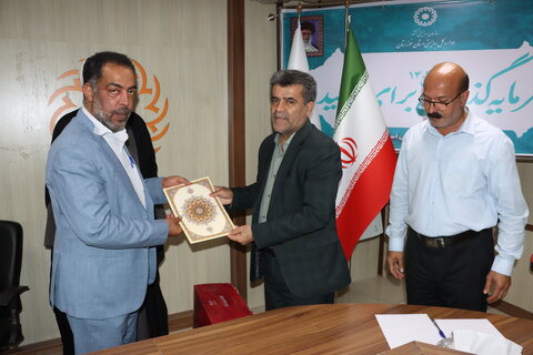 تجلیل از کارکنان آزاده بهزیستی خوزستان