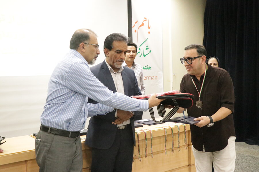 تجلیل از برترین های ورزش کارکنان بهزیستی