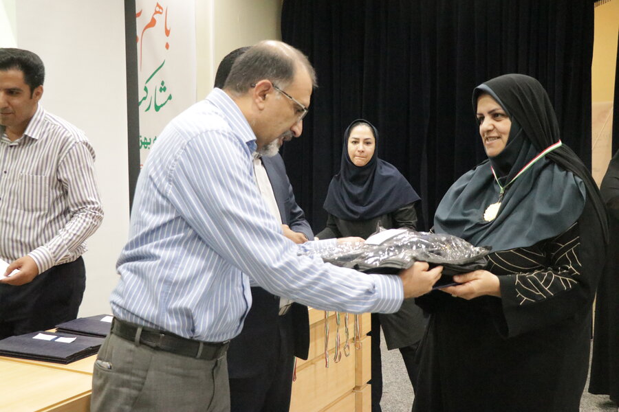 تجلیل از برترین های ورزش کارکنان بهزیستی