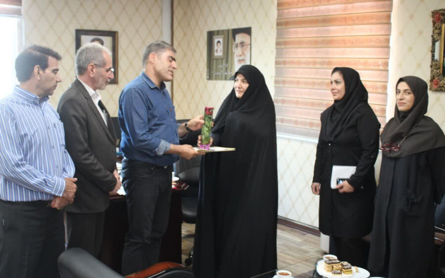 تقدیر از آزادگان سرافراز بهزیستی البرز به مناسبت سالروز بازگشت آزادگان به میهن اسلامی
