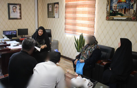در راستای طرح تکریم ارباب رجوع / دیدار چهره‌ به‌ چهره مدیرکل بهزیستی البرز با جامعه هدف محترم