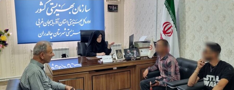 بررسی مشکلات مددجویان چالدرانی پای میز ملاقات مردمی