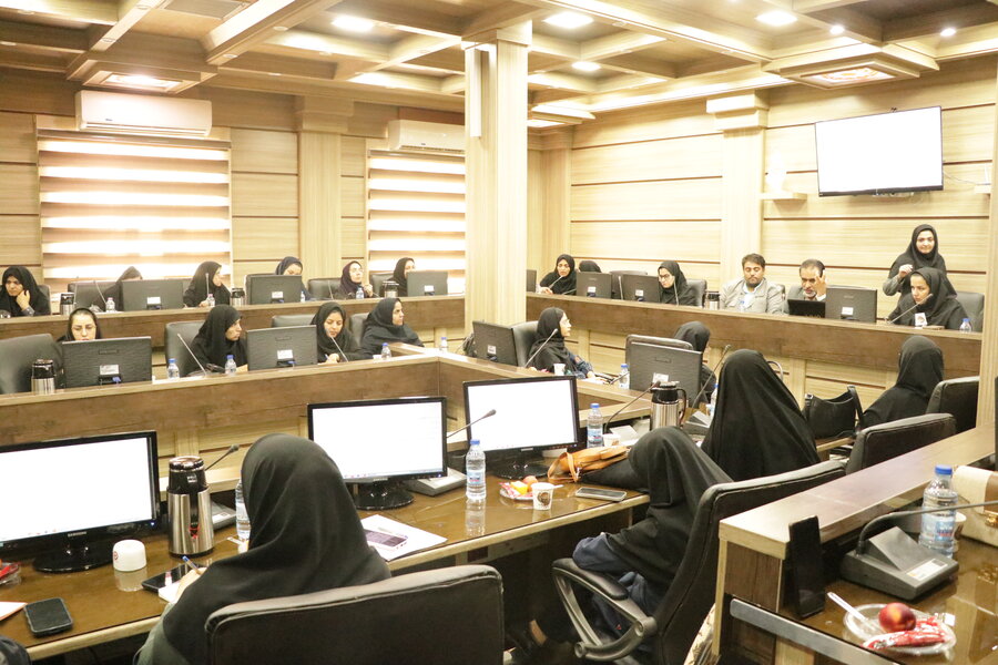 دوره آموزشی یکروزه مدل سه سطحی جهت رهسپاری فرزندان به زندگی مستقل برگزارشد