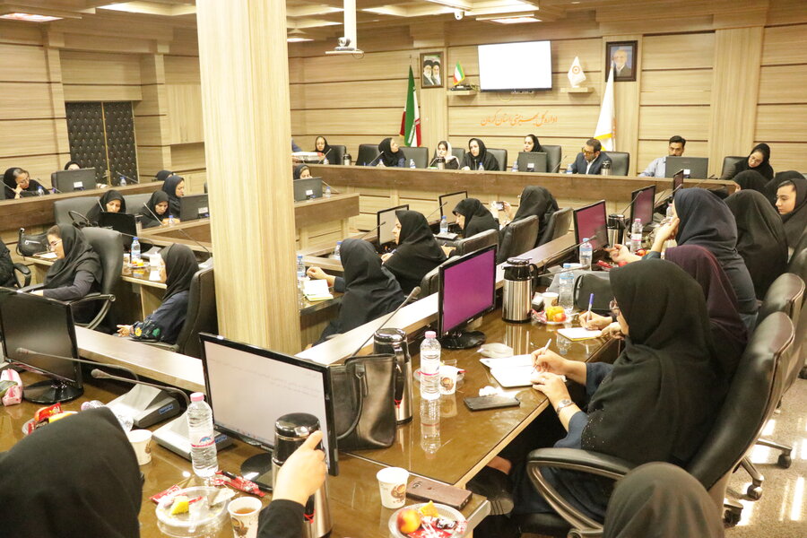 دوره آموزشی یکروزه مدل سه سطحی جهت رهسپاری فرزندان به زندگی مستقل برگزارشد