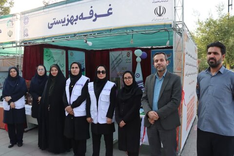 گزارش تصویری اافتتاحیه نمایشگاه تشکل های مردم نهاد استان مرکزی 