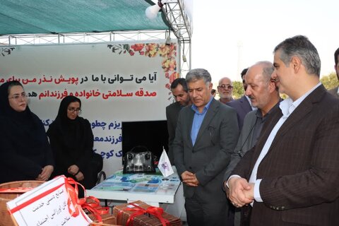 گزارش تصویری اافتتاحیه نمایشگاه تشکل های مردم نهاد استان مرکزی 