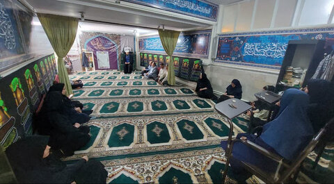 کرج | کلاس آموزشی "مادران، معماران فرهنگ و معارف نماز" در بهزیستی کرج برگزار شد