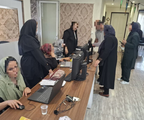 کرج | امتحانات فنی‌ و حرفه‌ای مددجویان مرکز مثبت زندگی کمالشهر برگزار شد