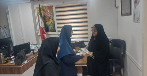 کرج | به مناسبت فرارسیدن دهه فرهنگی / از خادمین نماز بهزیستی کرج تجلیل بعمل آمد