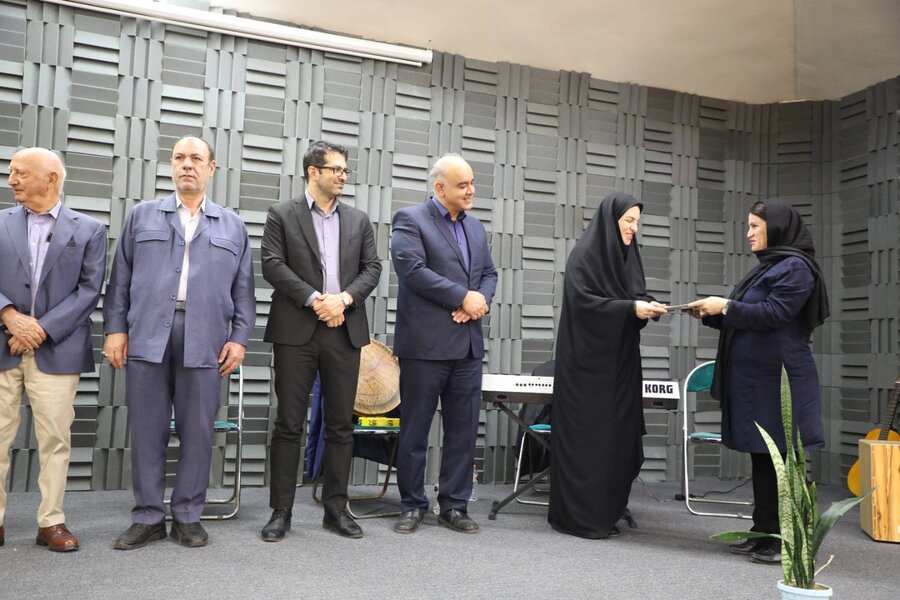 شهرتهران | مراسم تجلیل از موسسات خیریه به مناسبت هفته ملی تشکل‌ها و مشارکت‌های اجتماعی برگزار شد