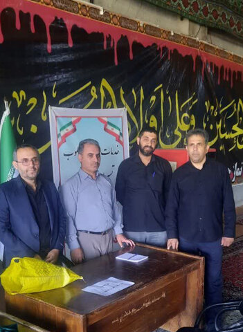 اشتهارد | برپایی میزخدمت در مصلّی شهرستان اشتهارد / به مناسبت فرارسیدن هفته دولت