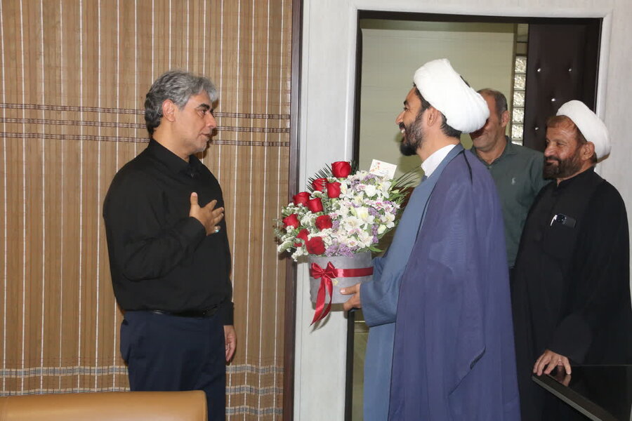 دیدار رئیس هیات مدیره مؤسسه آوای علم و ایمان مهرورزان با سرپرست بهزیستی قم 