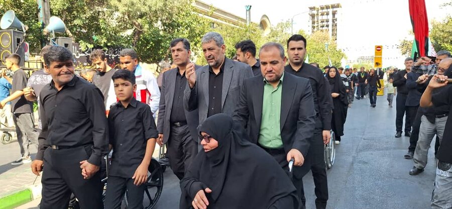 حرکت کاروان پیاده بهزیستی به سوی حرم امام رضا (ع)