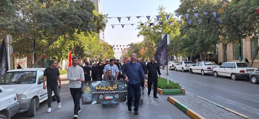 حرکت کاروان پیاده بهزیستی به سوی حرم امام رضا (ع)