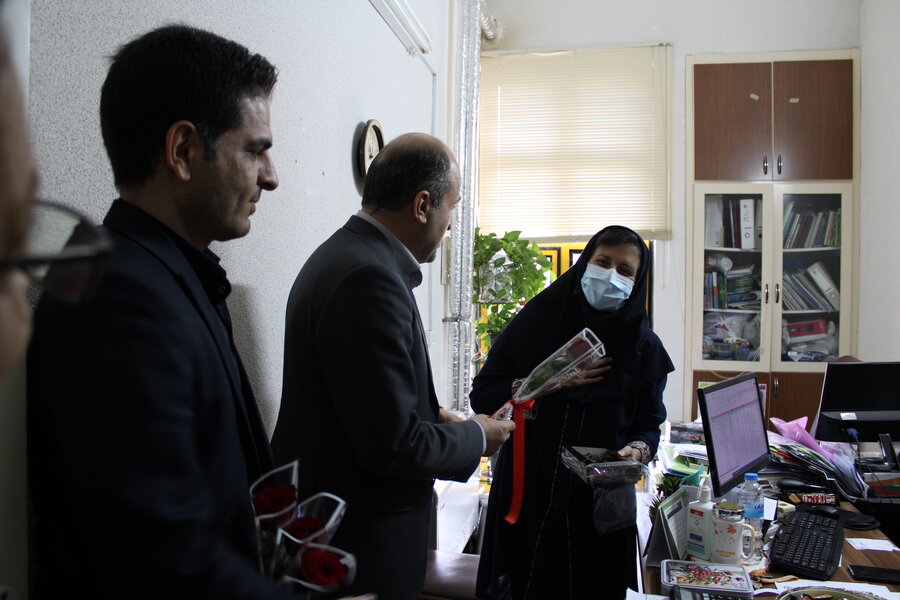 تقدیر از پزشکان شاغل در بهزیستی