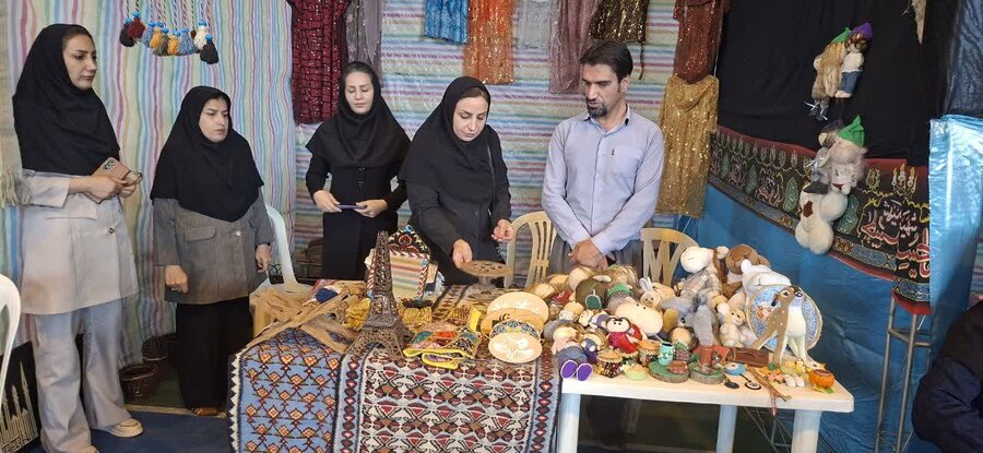 نمایشگاه صنایع دستی توان‌یابان بهزیستی در شد