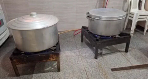 توزیع غذا توسط مرکز رعد تحت نظارت اداره بهزیستی شهرستان طالقان