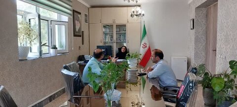 آذر-شرقی..