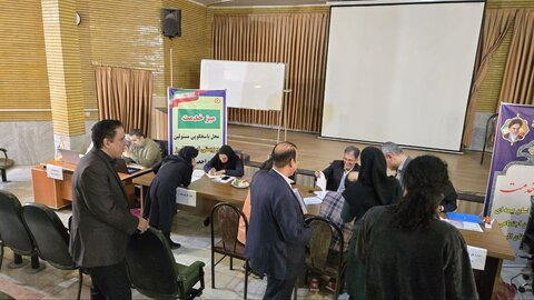 میز خدمت بهزیستی البرز همزمان با آغاز هفته دولت برگزار شد